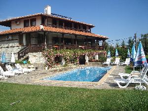 Къща за гости Брезата (Бетула), Главатарци