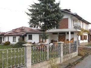 Къща за гости Детелина, Орешак