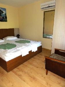 Bedroom 1 floor