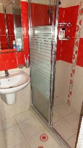 Bathroom 2 floor
