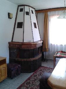 камина