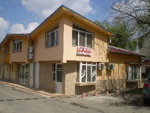 Стаи за гости в къща ДАНИ-М, Павел Баня