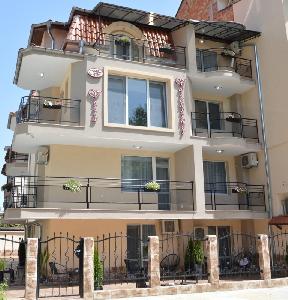 Villa Valentines, Китен