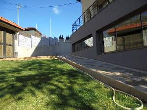 Михайловата къща, Лобош
