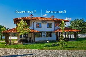 Борисовите къщи в Орешак, Орешак