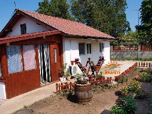Къща за гости Дюни 1 , Крапец